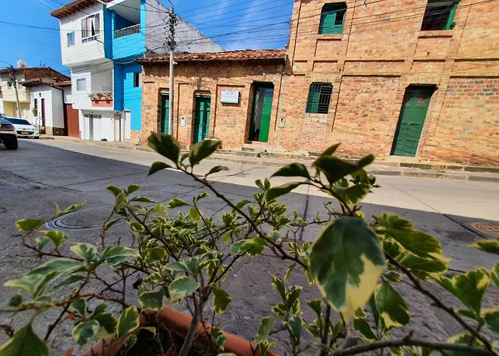Green Door San Gil